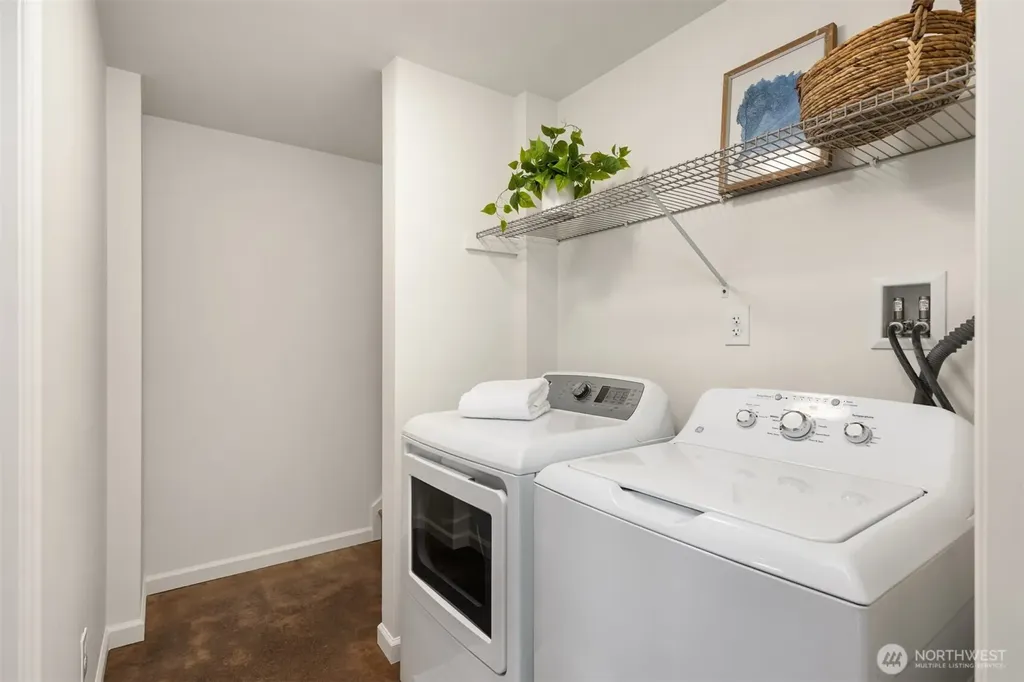 1020 NE Holm Court Poulsbo WA 98370