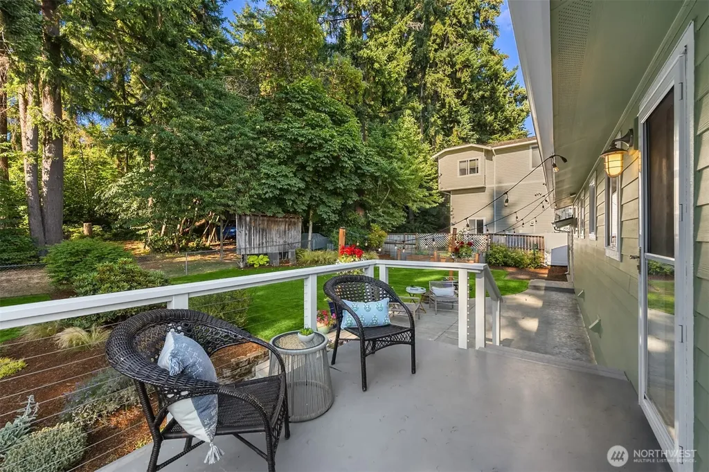 1020 NE Holm Court Poulsbo WA 98370