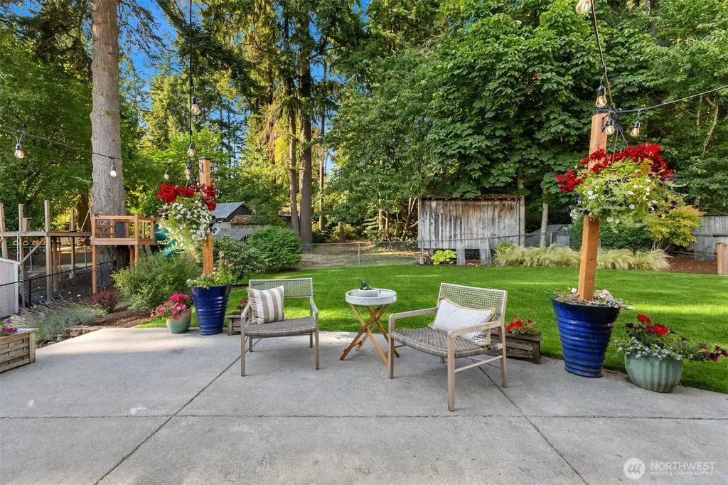 1020 NE Holm Court Poulsbo WA 98370