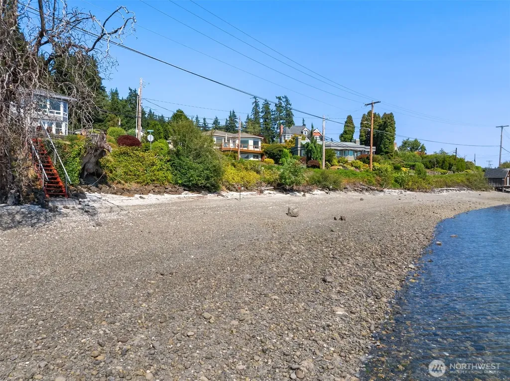 1020 NE Holm Court Poulsbo WA 98370