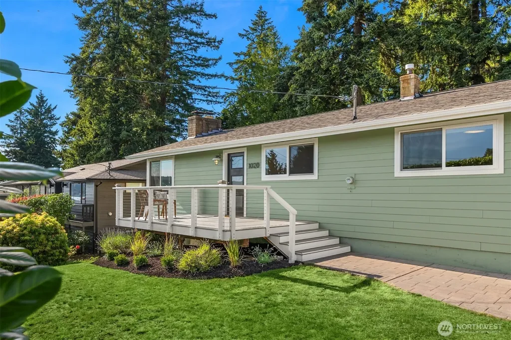 1020 NE Holm Court Poulsbo WA 98370