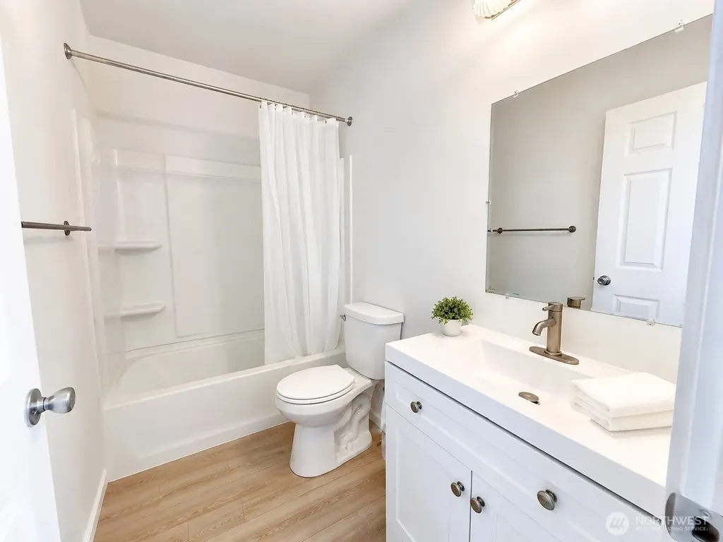 336 S Division Street Auburn WA 98001