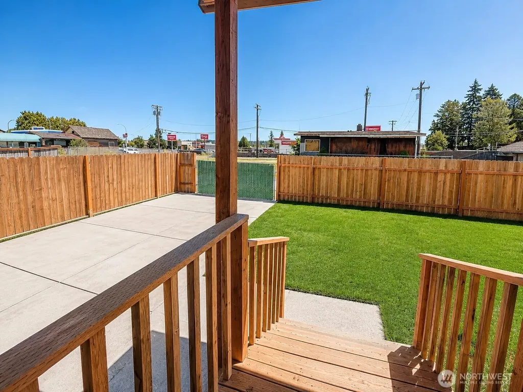 336 S Division Street Auburn WA 98001
