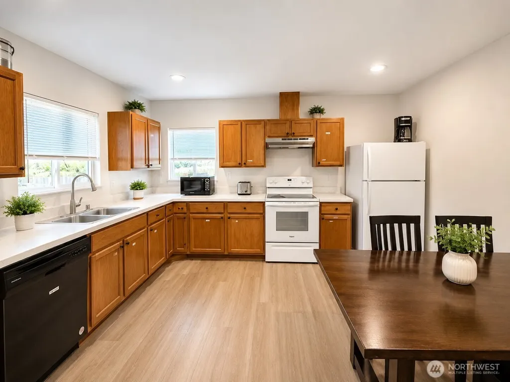 336 S Division Street Auburn WA 98001