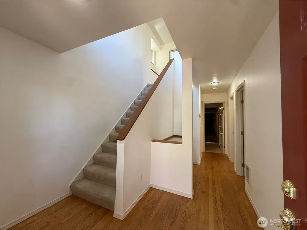 2327 N 65th Street Seattle WA 98103