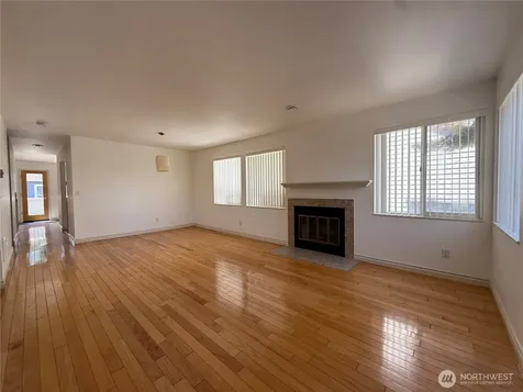 2327 N 65th Street Seattle WA 98103