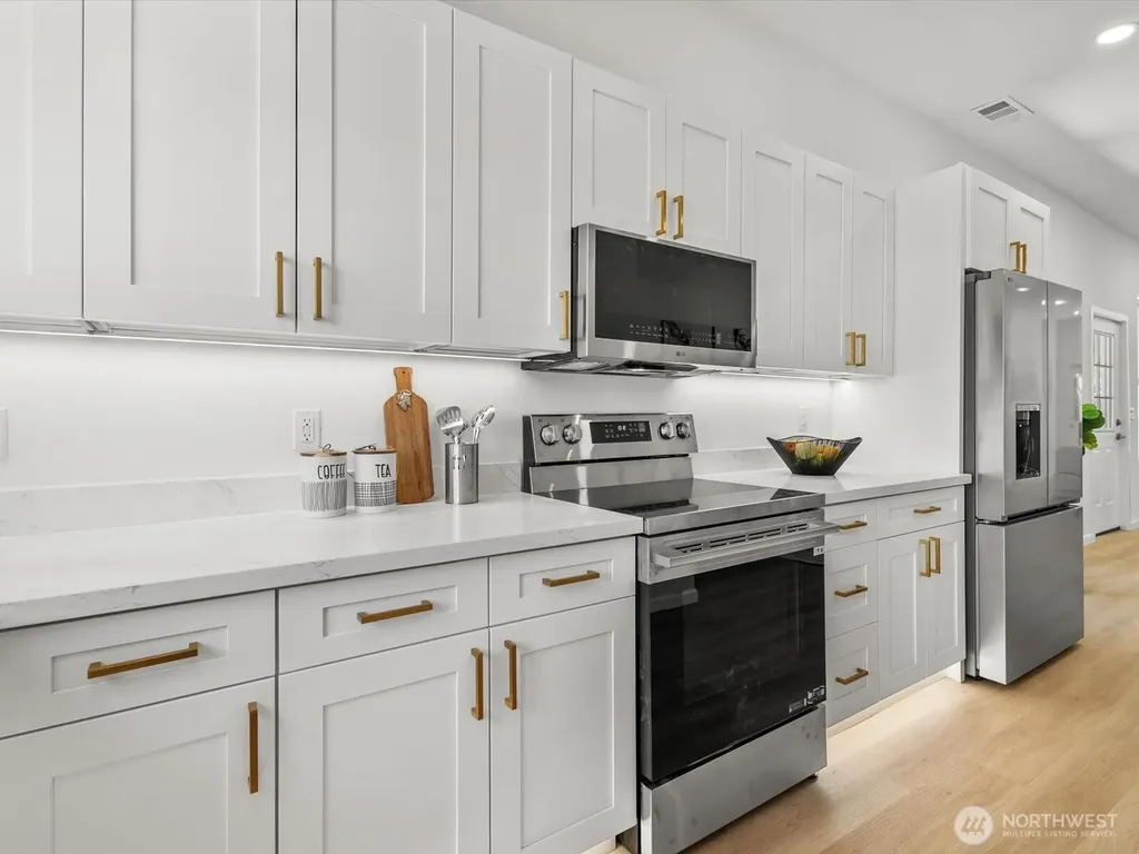 505 Burnett Avenue S Renton WA 98057