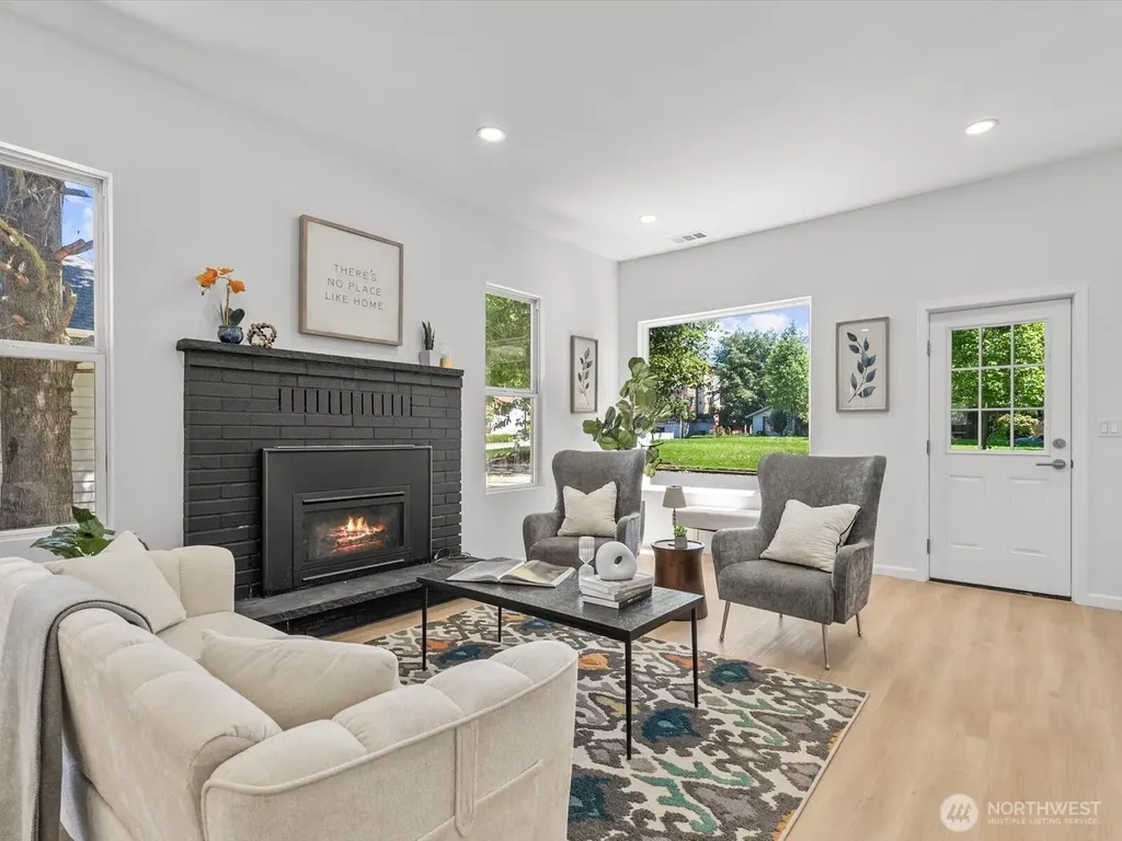 505 Burnett Avenue S Renton WA 98057