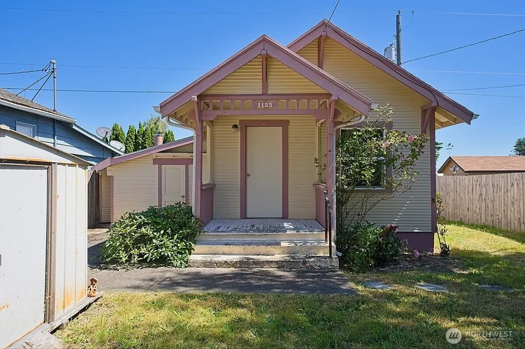 1125 W Ninth Street Port Angeles WA 98363