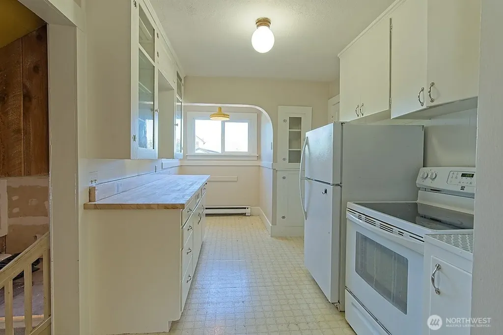 1125 W Ninth Street Port Angeles WA 98363