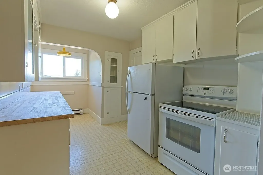 1125 W Ninth Street Port Angeles WA 98363