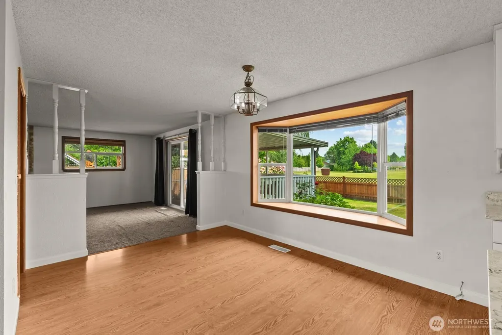 15612 63rd Street Ct E Sumner WA 98390