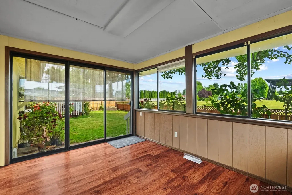 15612 63rd Street Ct E Sumner WA 98390