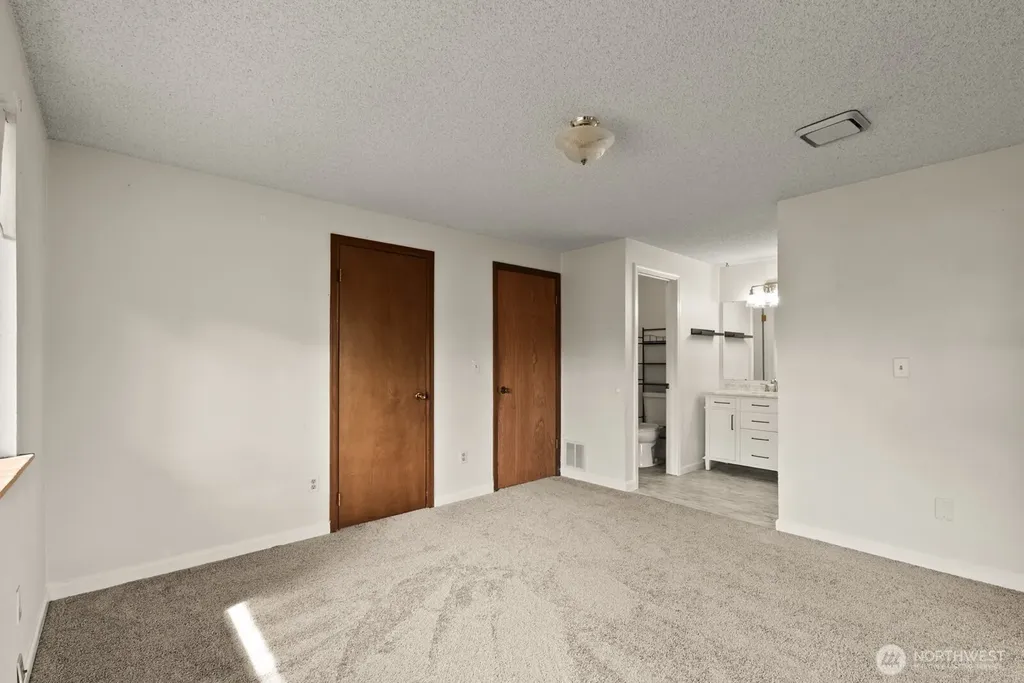 15612 63rd Street Ct E Sumner WA 98390