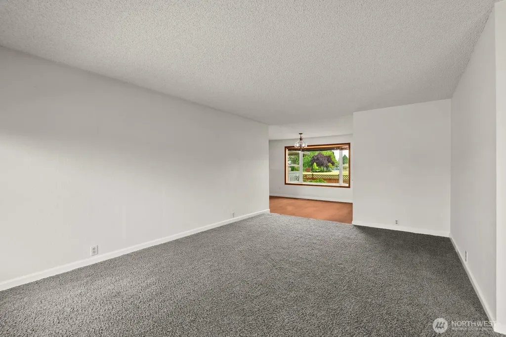 15612 63rd Street Ct E Sumner WA 98390