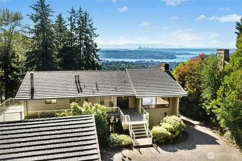 4736 Somerset Avenue SE Bellevue WA 98006