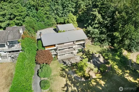 4736 Somerset Avenue SE Bellevue WA 98006