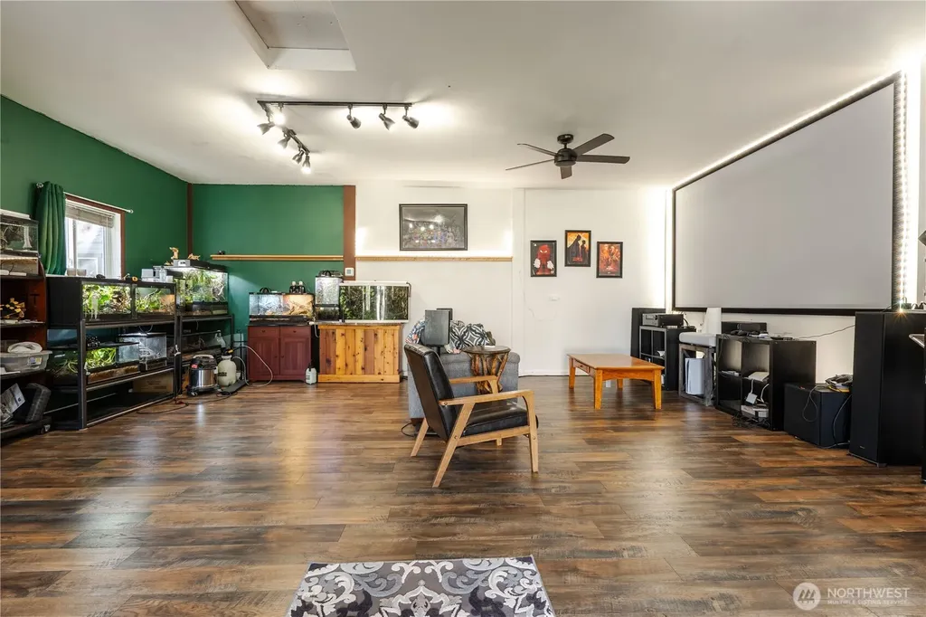 1277 Aaron Drive Lynden WA 98264