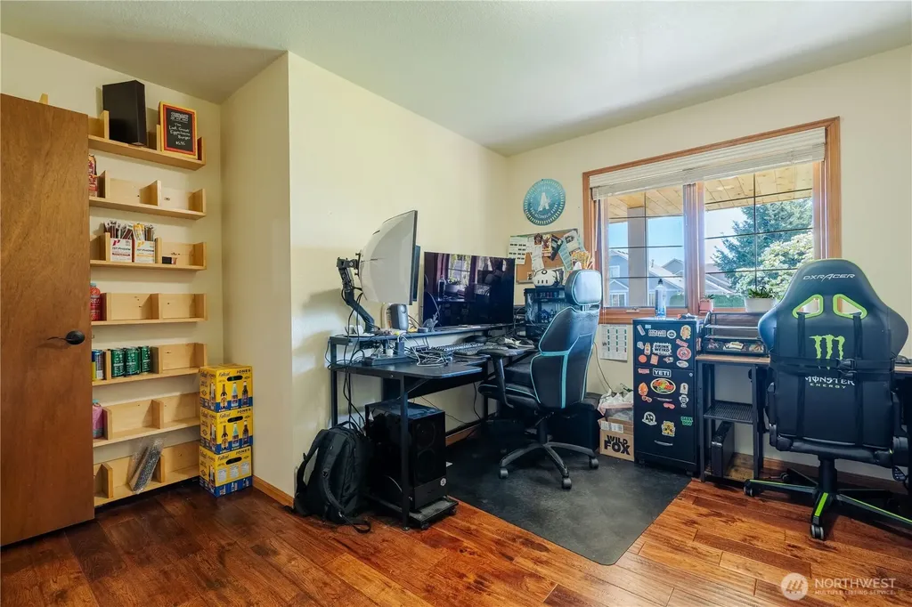 1277 Aaron Drive Lynden WA 98264
