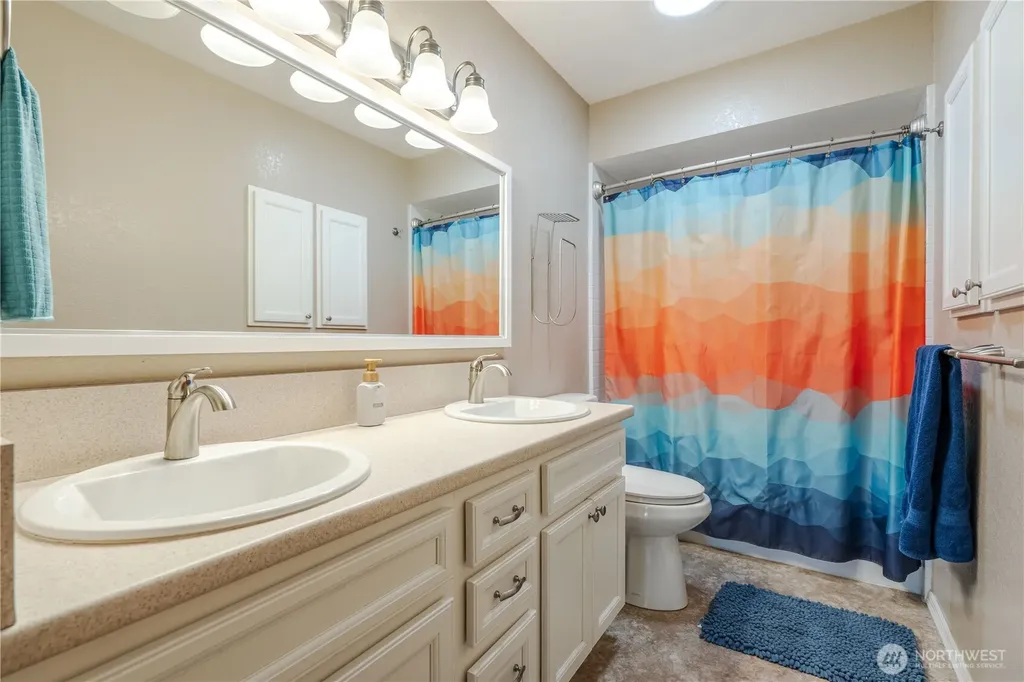 1277 Aaron Drive Lynden WA 98264