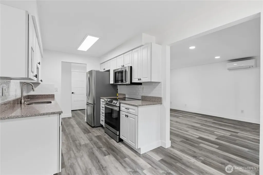 17310 NE 45th Street Redmond WA 98052