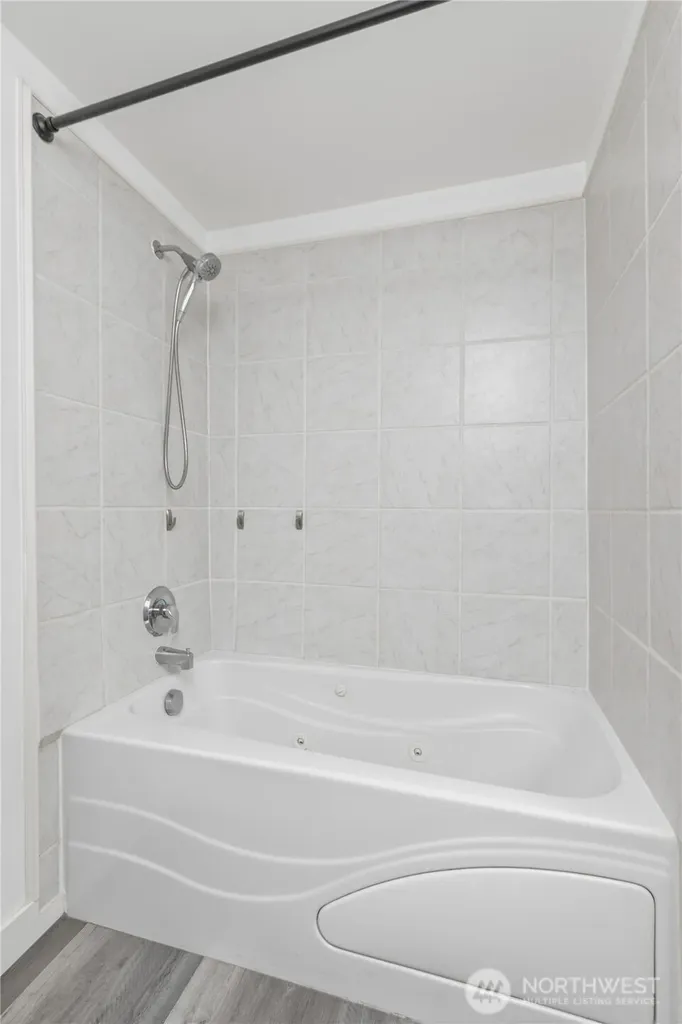 17310 NE 45th Street Redmond WA 98052