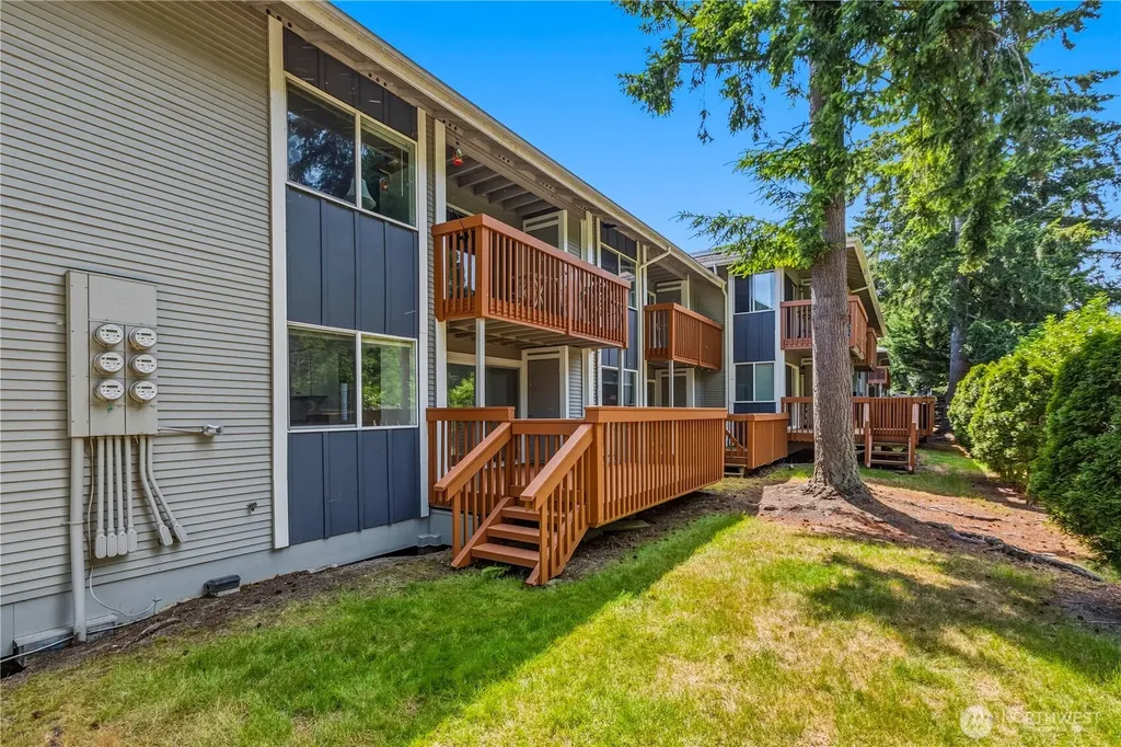 17310 NE 45th Street Redmond WA 98052