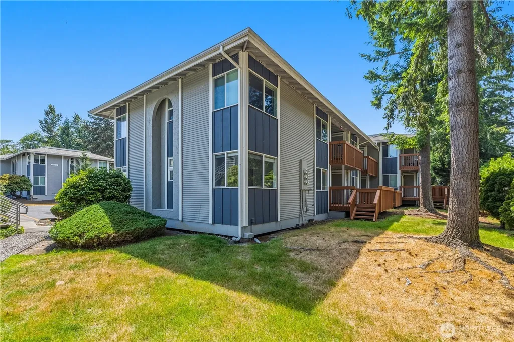 17310 NE 45th Street Redmond WA 98052