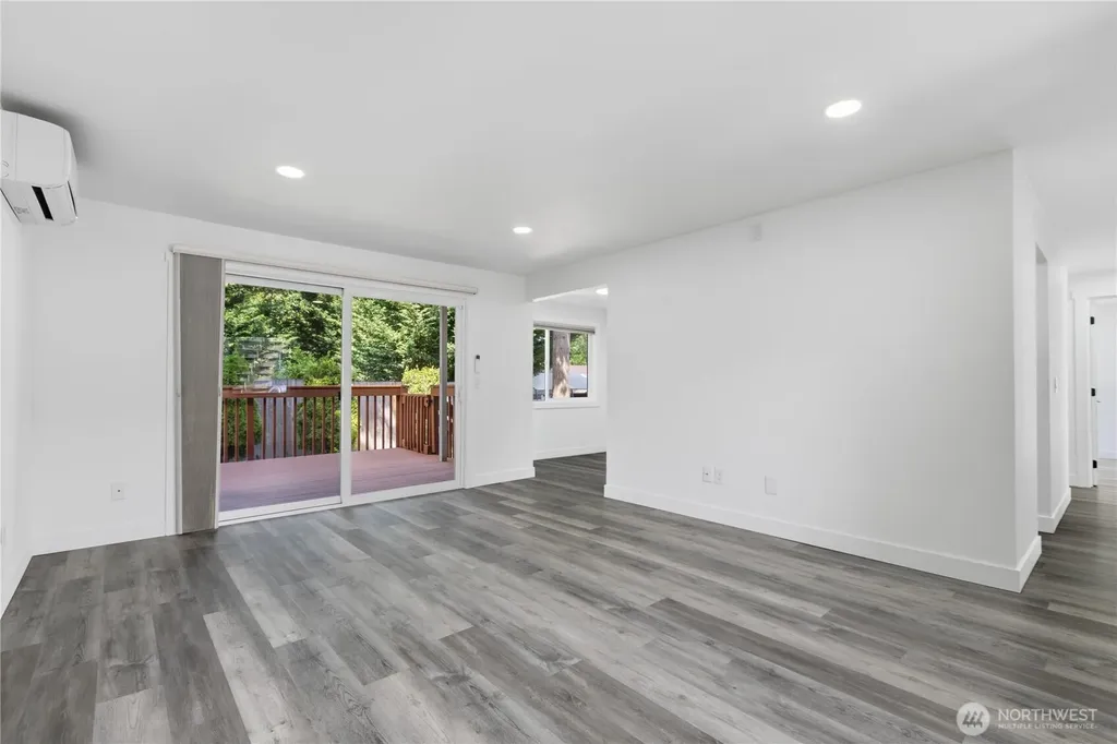17310 NE 45th Street Redmond WA 98052