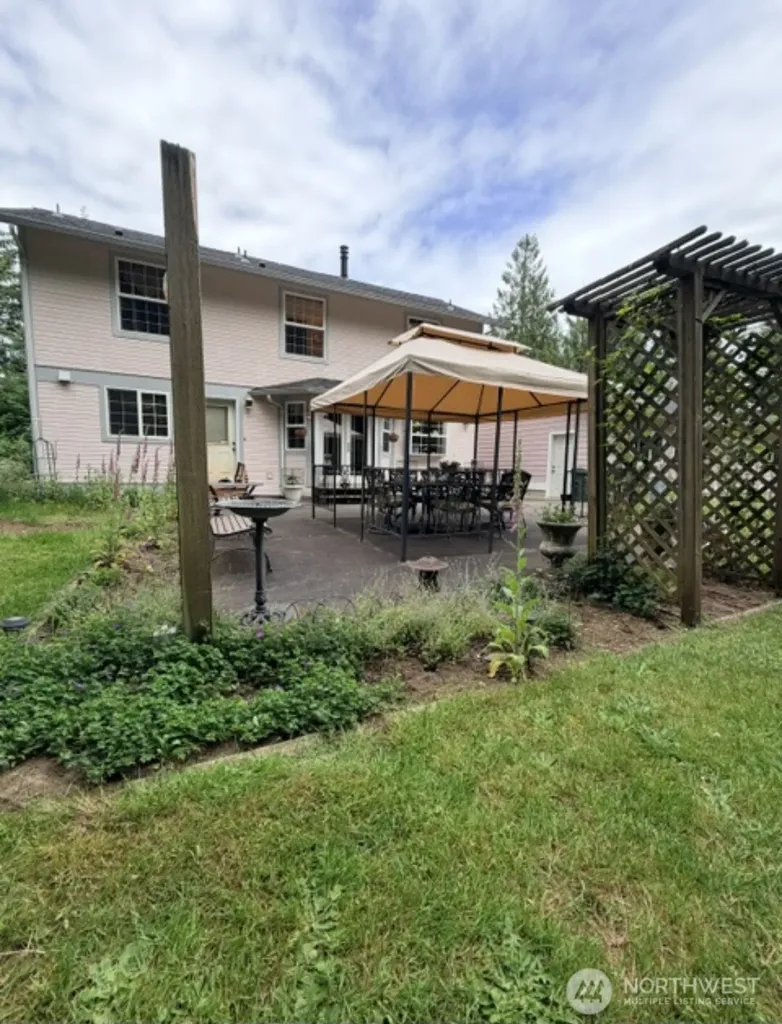 27210 145th Street E Buckley WA 98321