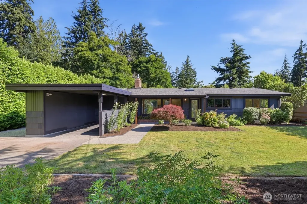 9701 226th Place SW Edmonds WA 98020
