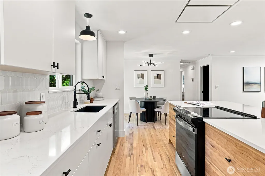 9701 226th Place SW Edmonds WA 98020