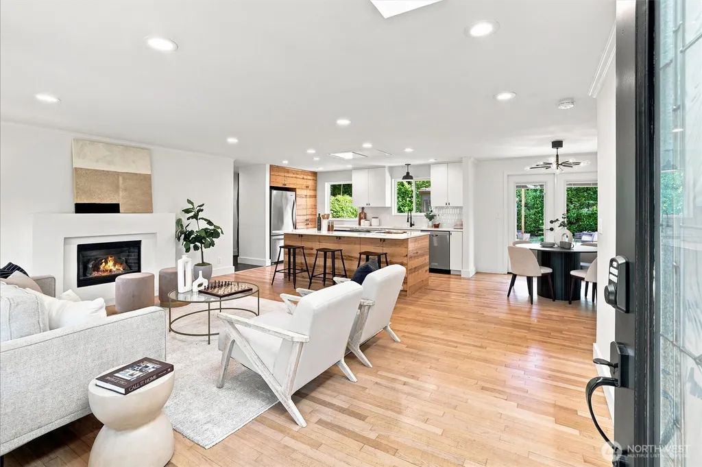 9701 226th Place SW Edmonds WA 98020