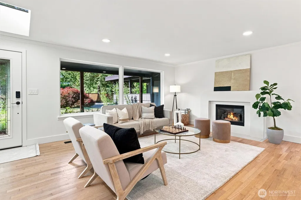9701 226th Place SW Edmonds WA 98020