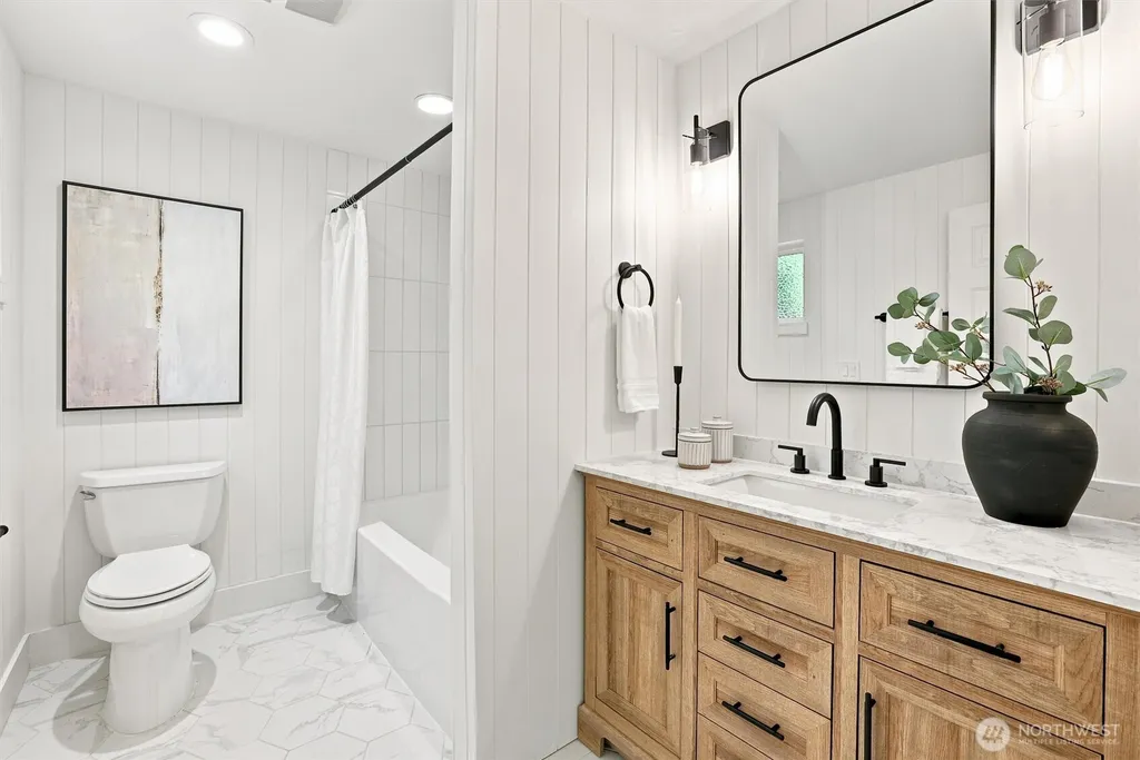 9701 226th Place SW Edmonds WA 98020