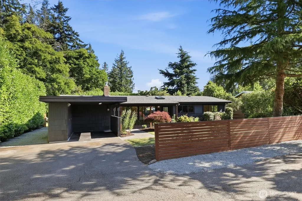 9701 226th Place SW Edmonds WA 98020