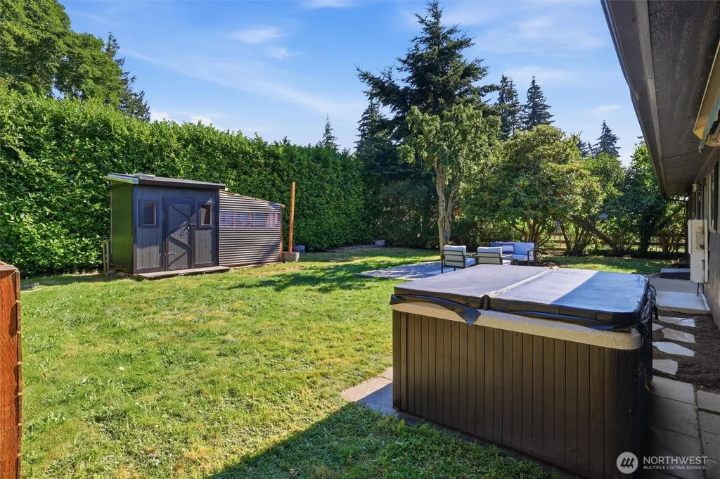 9701 226th Place SW Edmonds WA 98020