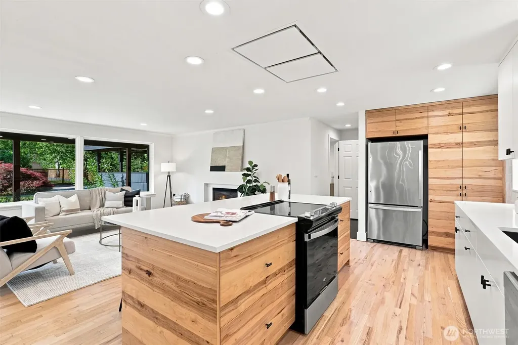 9701 226th Place SW Edmonds WA 98020