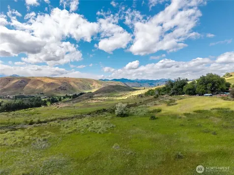 0 Bear Creek Road Winthrop WA 98862