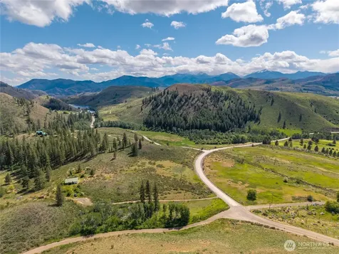 0 Bear Creek Road Winthrop WA 98862