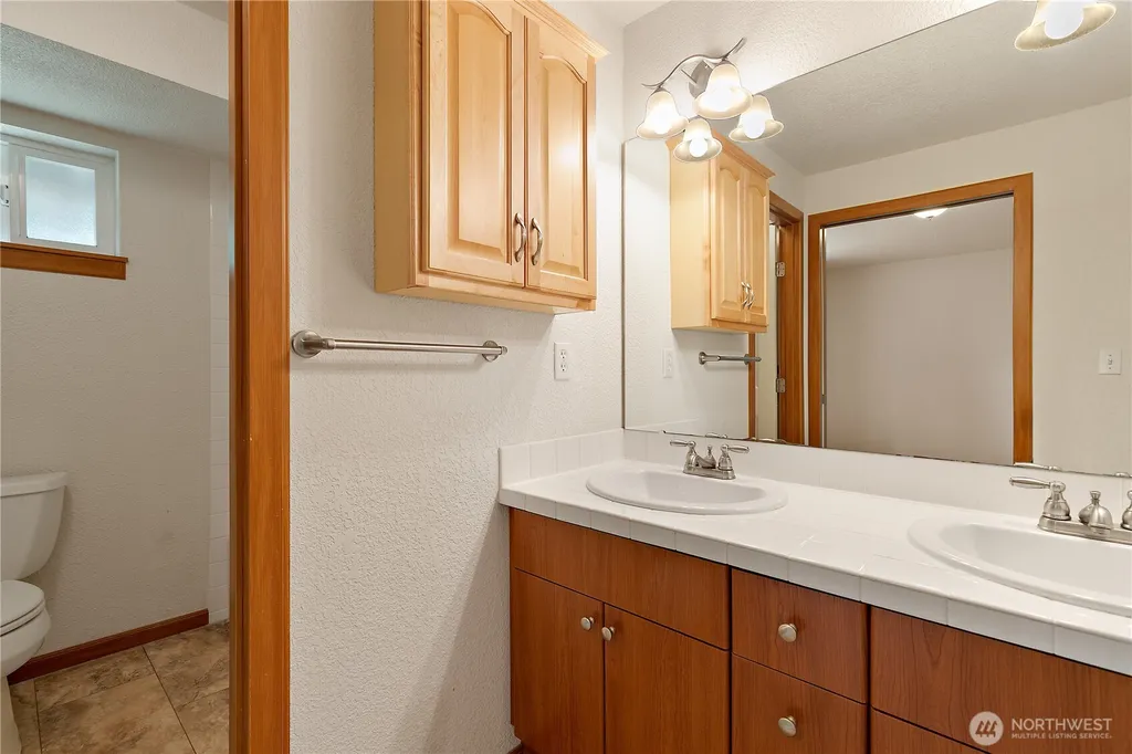 9223 105th Avenue Ct SW Tacoma WA 98498