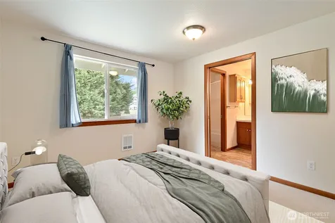 9223 105th Avenue Ct SW Tacoma WA 98498