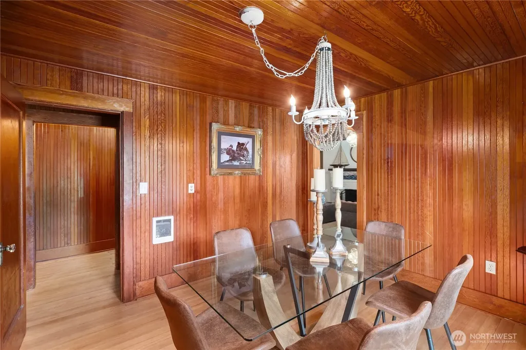 4202 L Place Seaview WA 98641