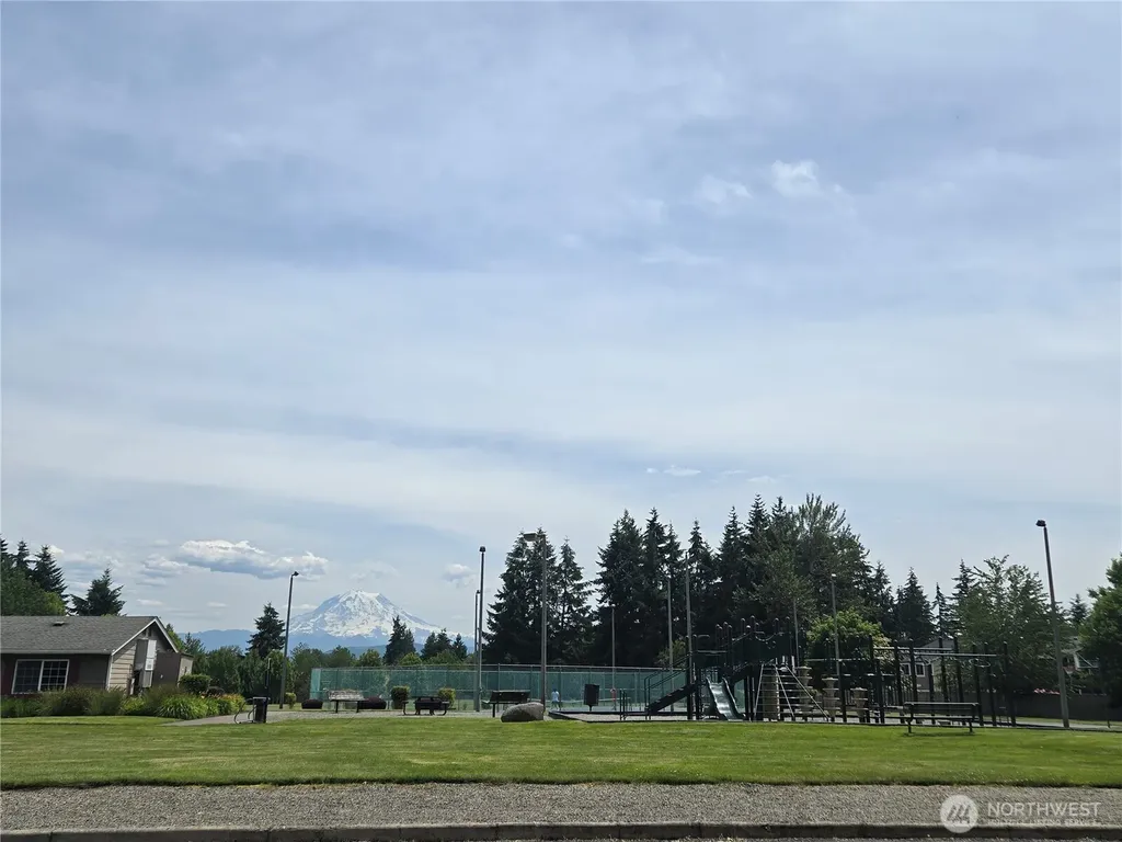 18425 118th Avenue Ct E Puyallup WA 98374