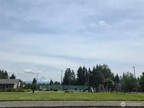 18425 118th Avenue Ct E Puyallup WA 98374