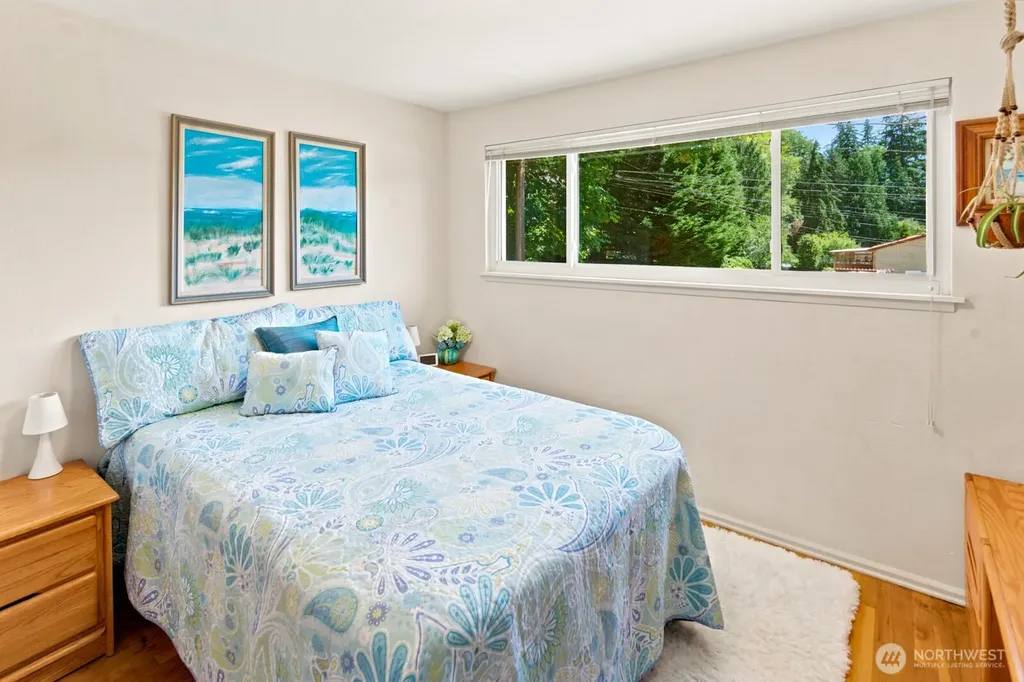 3610 NE 197th Street Lake Forest Park WA 98155