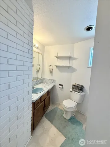 63 Kermal Road Omak WA 98841