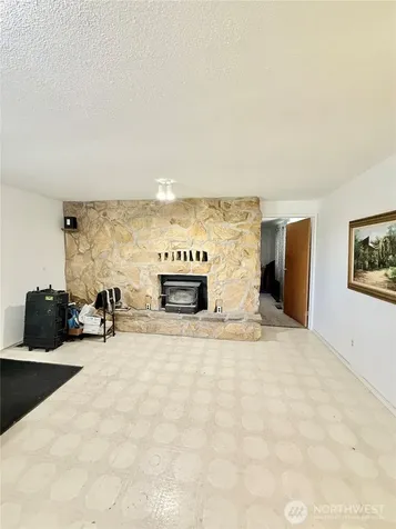63 Kermal Road Omak WA 98841