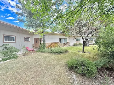 63 Kermal Road Omak WA 98841
