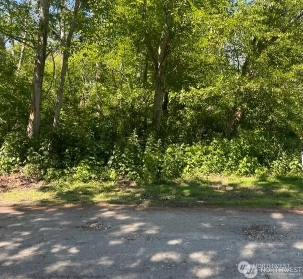 94 -F Tulalip Way Hat Island WA 98260